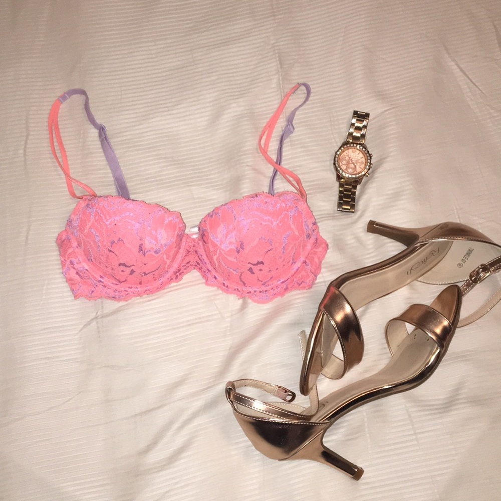 PINK VS Demi Bra